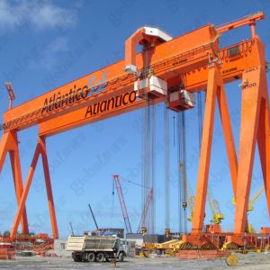 大跨度門式起重機(jī)運行偏斜問題解析