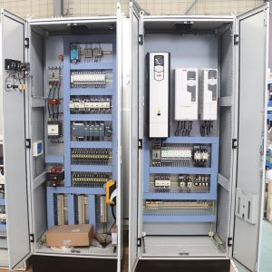 電控箱